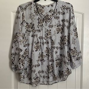Fun2fun Womens Floral Flowy Blouse Size XL White With Floral Pattern